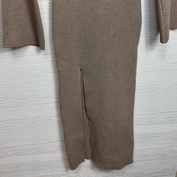 Aaron & Amber Ribbed Knit Tan Long Sleeve Sweater Dress MIDI Dress Small - Picture 3 of 12